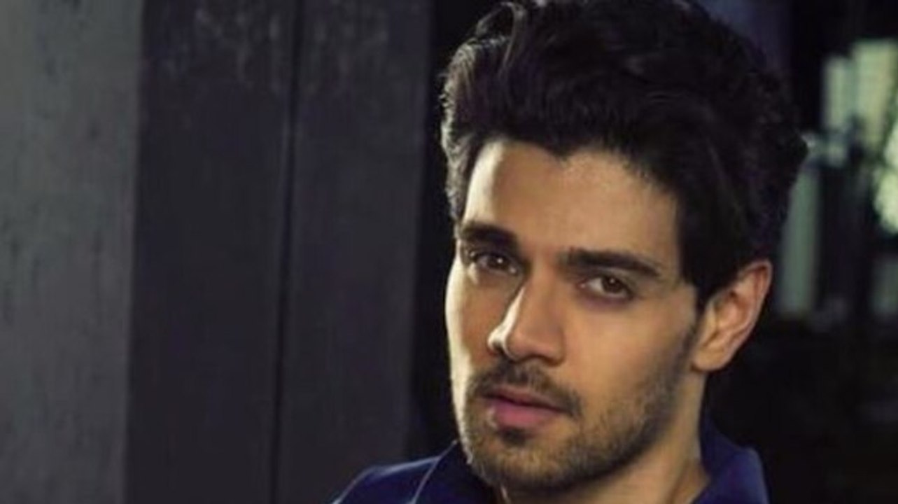 Sushant death case: Sooraj Pancholi says he never met Disha Salian; Rhea assets under ED lens; more