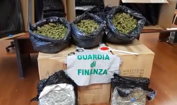 Perugia - 150 chili di marijuana sequestrati in operazione China Express (06.08.20)