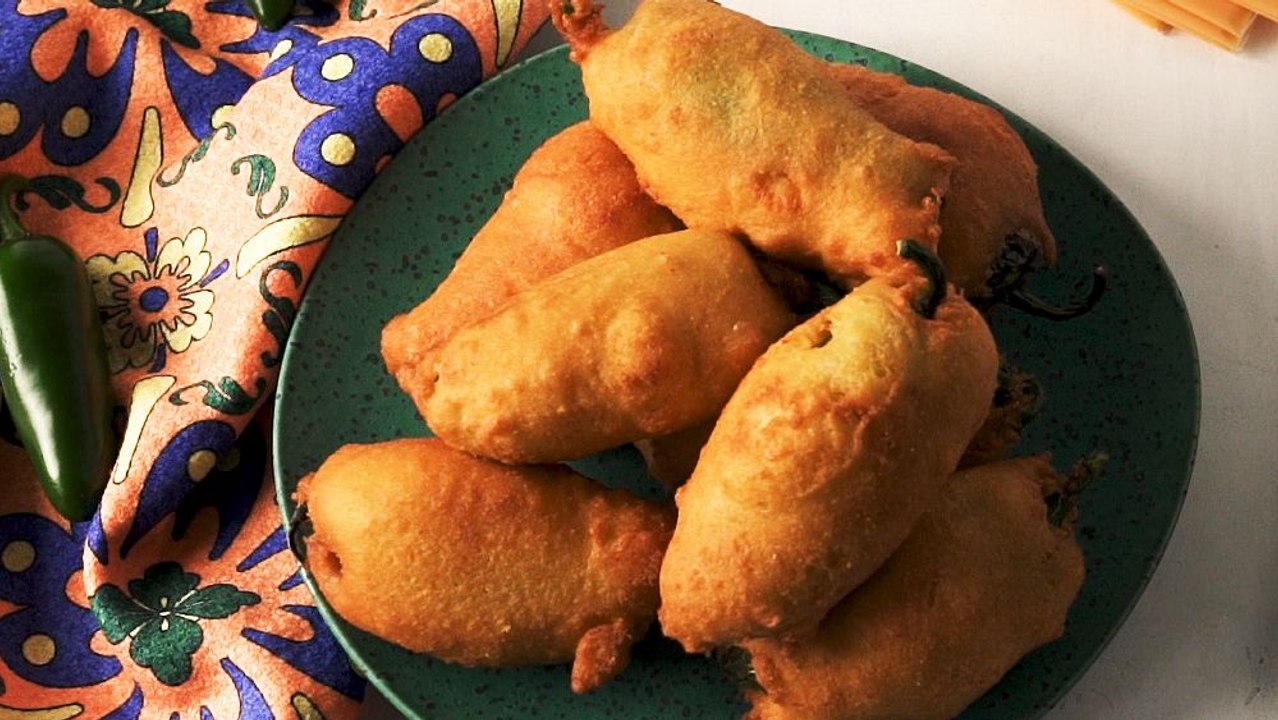 These Jalapeńo Popper Corn Dogs Are An Amazing Party Food