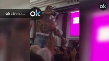 El concierto de Les Castizos en una discoteca de Torremolinos a debate, sin mascarilla y escupiendo alcohol