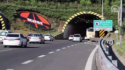 Tatilcilerin dönüş yolculuğu başladı