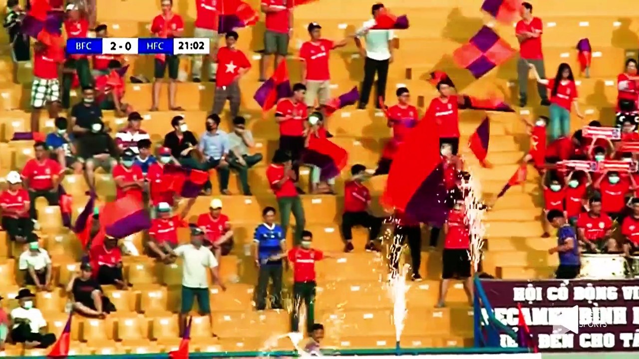 Văn Toàn, Tuấn Anh, Công Phượng tung skill đỉnh khiến đối thủ bẽ mặt trên sân bóng - NEXT SPORTS