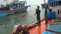 Quảng Ngãi: Ngăn chặn tàu cá ''chạy trốn'' cách ly