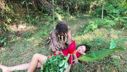 Primitive life - kind aboriginal guy and lucky girl - ep6