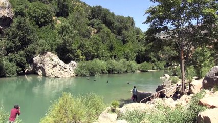 Kaybolan 4 yaşındaki Miraç'ın bulunması için çalışmalar hem karada hem de Dicle Nehri'nde sürüyor (3) - DİYARBAKIR