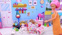 Barbie Morning Routine with Pink Bubble Bath!