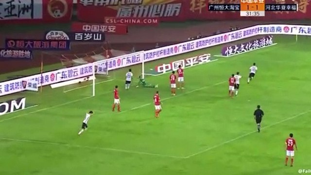 La superbe volée d'Hernanes avec Hebei China Fortune