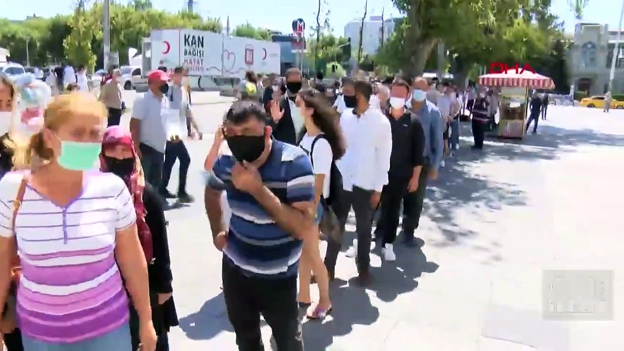 Kadıköy İskelesi’nde adalar yoğunluğu