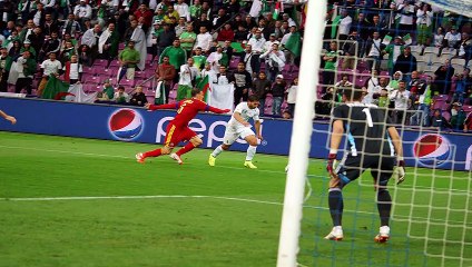 Images et ambiance du match Algérie - Roumanie de 2014