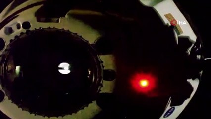 SpaceX'in uzaya gönderdiği NASA astronotları Dünya'ya geri döndü