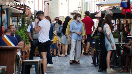 Immer mehr Masken auch im Freien - die Corona-Lage in Europa