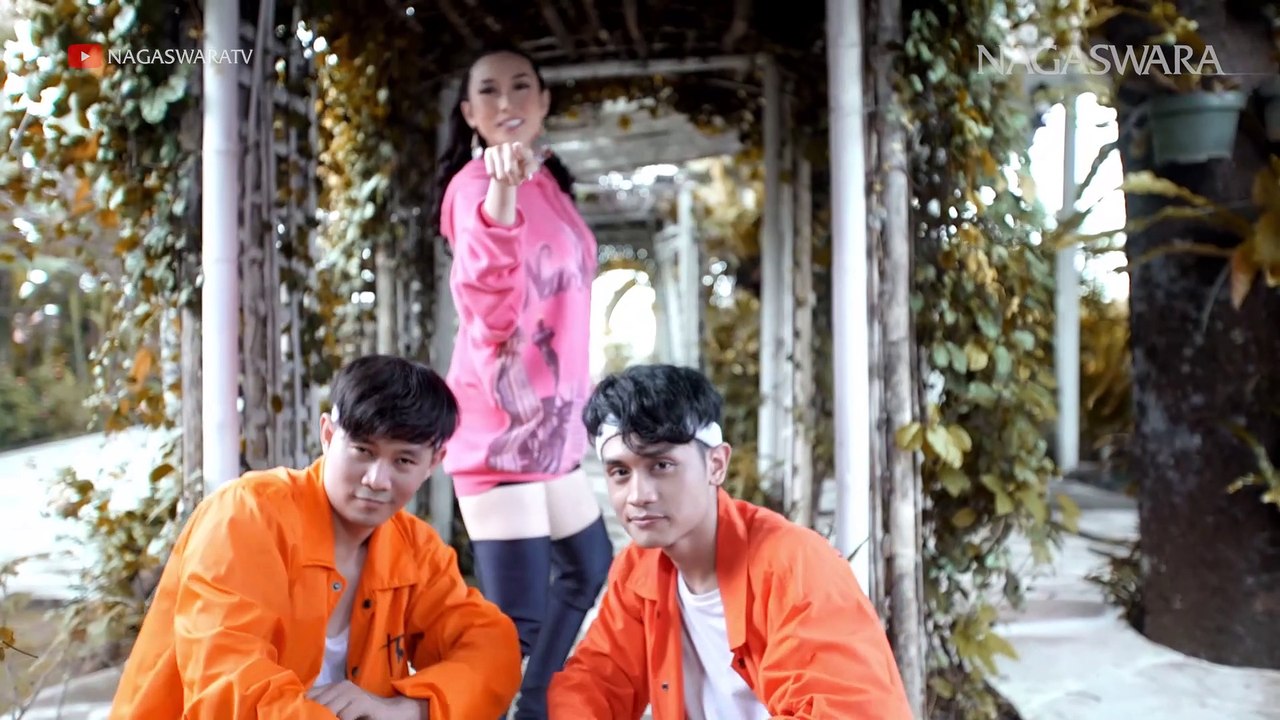 Shella O - Maunya Sama Kamu (Official Music Video NAGASWARA) #music