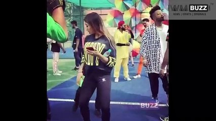 Watch Now Neha Kakkar’s HOT Dance Moves