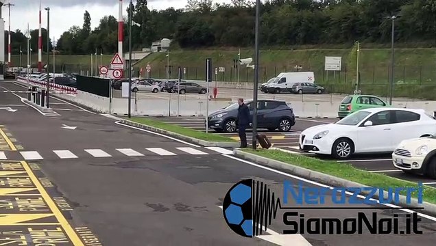 Piero Ausilio, DS dell'Inter, a Malpensa per la partenza