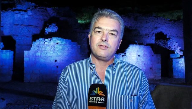 Αυγουστιάτικο φεγγάρι στους Δελφούς με τη Φωτεινή Δάρρα