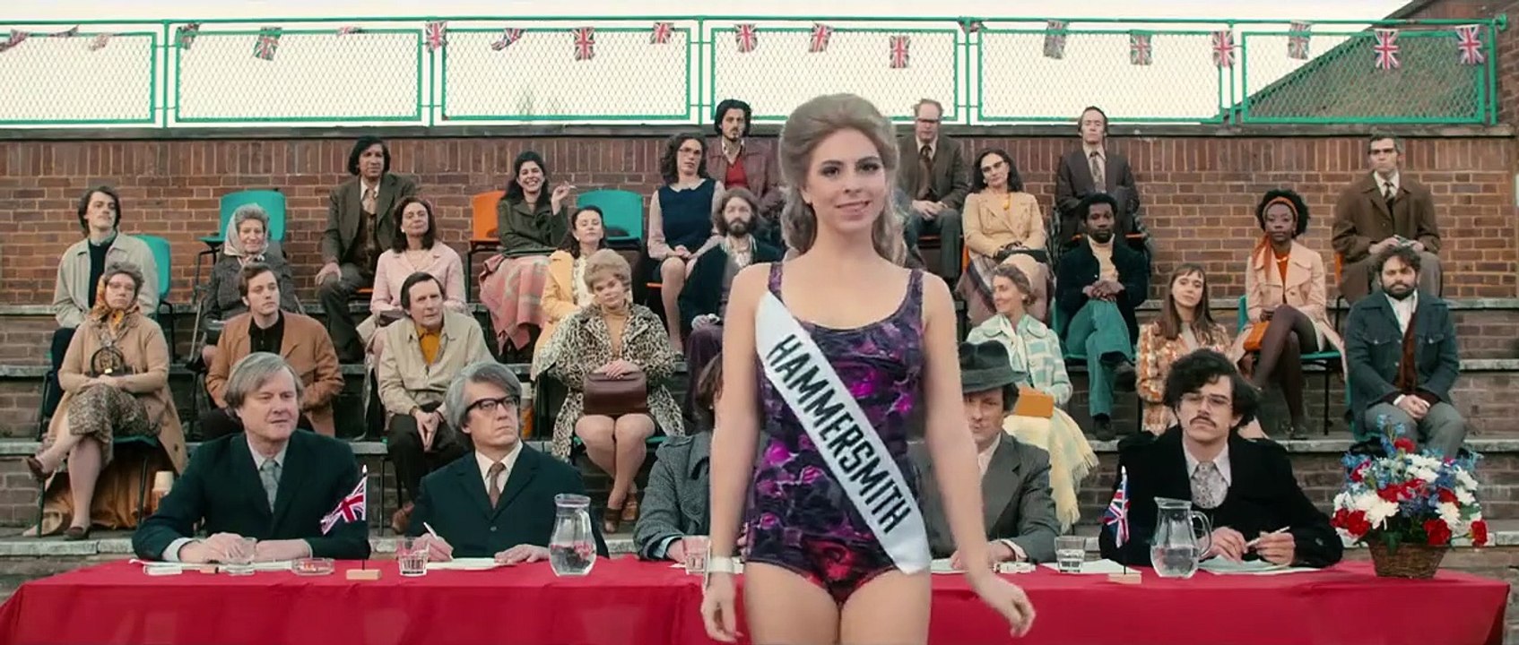 Die Misswahl Der Beginn einer Revolution Film mit Keira Knightley, Jessie Buckley, Gugu Mbatha-Raw