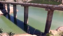 Gülistan Doku'nun bulunması için Uzunçayır Baraj Gölü'nün kısmen boşaltılması sürüyor - TUNCELİ