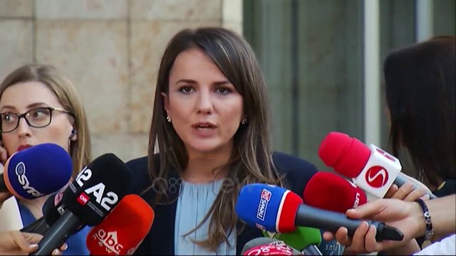 Ora News - PS sfidon opozitën për hapjen 100% të listave: Gjeni 28 deputetë e paraqiteni në Kuvend
