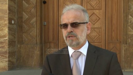 Talat Xhaferi në infektiv/ S'dihet nëse Kryeparlamentari i Maqedonisë së Veriut është me Covid-19