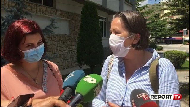 Report TV -Ambasadorja franceze kritika Metës edhe opozitës: Listat, çështje shqiptare!