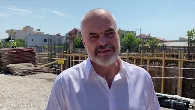 Shkolla “Neim Babameto” gati në 26 nëntor, Rama: Shumë shpejt nis puna për ndërtimin e shtëpive