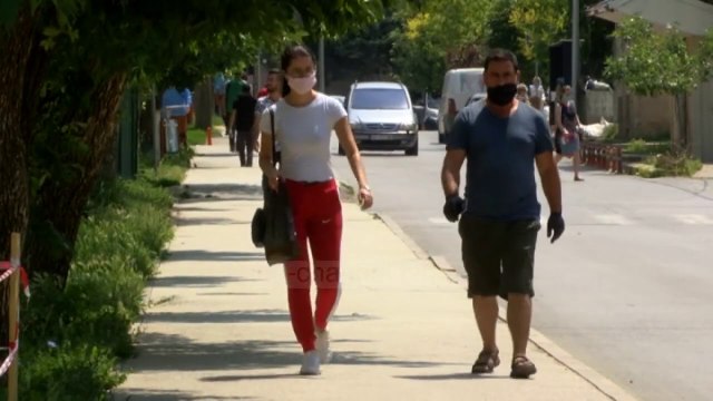 Top News - Koronavirusi në Kosovë/ Mbi 400 të infektuar në shëndetësi