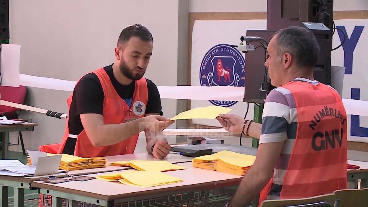 Teatri i Rames, sipas opozites... | Lajme-News