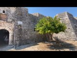 Ora News - Kalaja së Porto Palermos e lënë në harresë, këtë viti i mungon gjallëria e turistëve