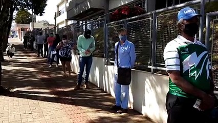 Copel reabre para atendimento presencial em Cascavel e filas se formam