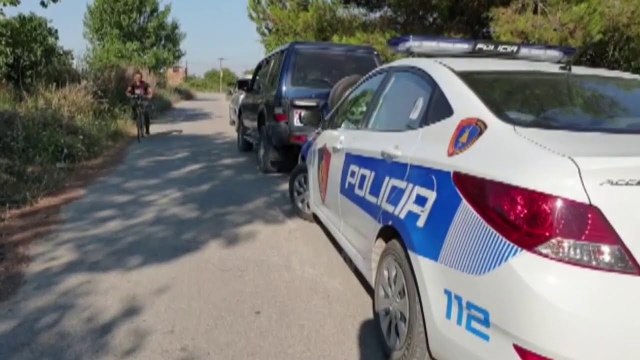 Ora News - Vëllezërit në Shijak plagosen me thikë pas konfliktit, njëri ndërron jetë në spital