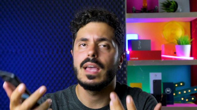 GOOGLE PIXEL 4a, la LOTTA tra i MID RANGE si fa SEMPRE PIU' INTERESSANTE! | Recensione