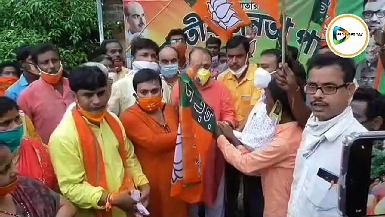 রাম মন্দিরের ভুমি পূজোর দিনই রাজ্যে লকডাউন,এদিন রাজ্যে অশান্তি সৃষ্টি হলে তার দায় নিতে হবে মুখ্যমন্ত্রীকে, হুঁশিয়ারি রাজু বন্দ্যোপাধ্যায়ের।