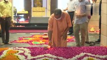 CM Yogi lights earthen lamps and firecracker in Lucknow