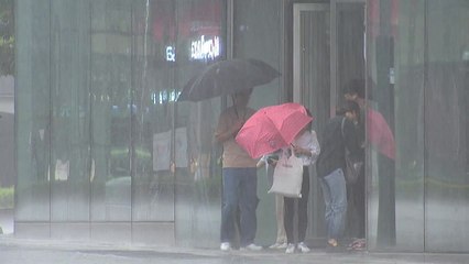 [날씨] 오늘도 중부 집중호우...모레까지 400mm↑ / YTN