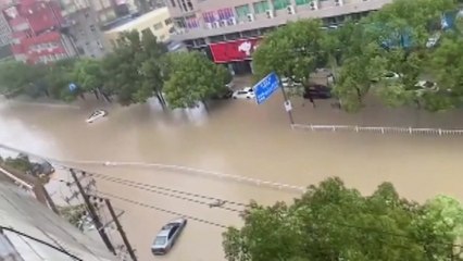 Typhoon Hagupit hits China’s eastern coastal areas causing floods and forcing evacuations