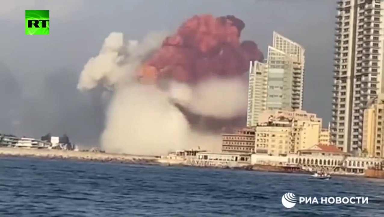 مشاهد جديدة للحظة انفجار بيروت - YouTube