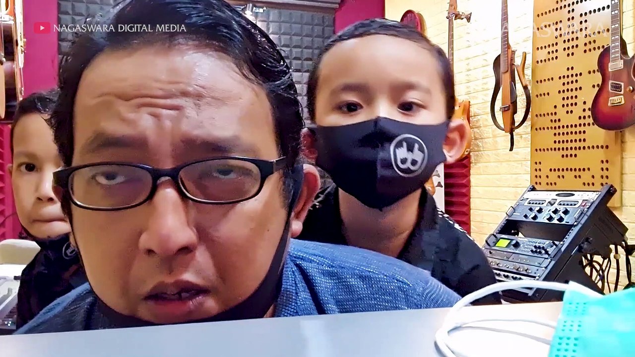 Wali - Kisah Pahlawan Bermasker (Official Music Video NAGASWARA) #music