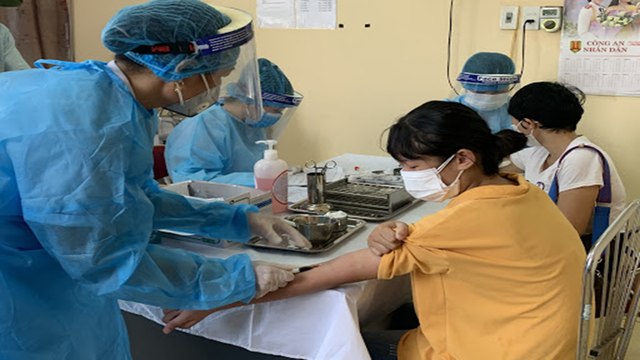 Hà Tĩnh: Đi từ Đà Nẵng về không khai báo, bị phạt 2 triệu đồng | VTC