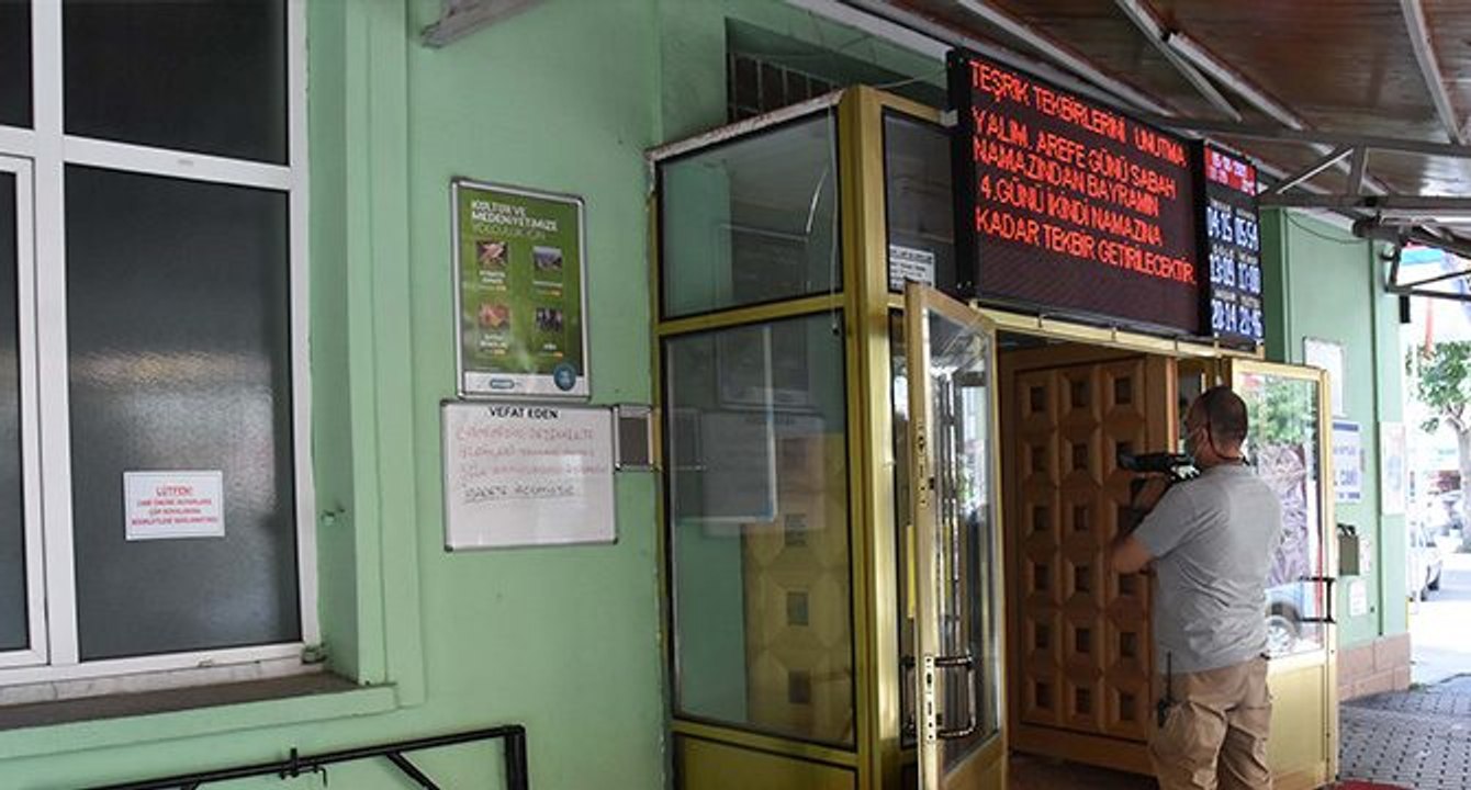 Katıldığı düğünde koronavirüs bulaşan cami imamı ve ailesi tedavi altında