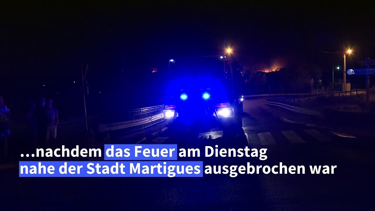 Waldbrand in Südfrankreich treibt Camper in die Flucht