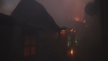 Decenas de desplazados y viviendas destruidas por incendio en Ciudad del Cabo