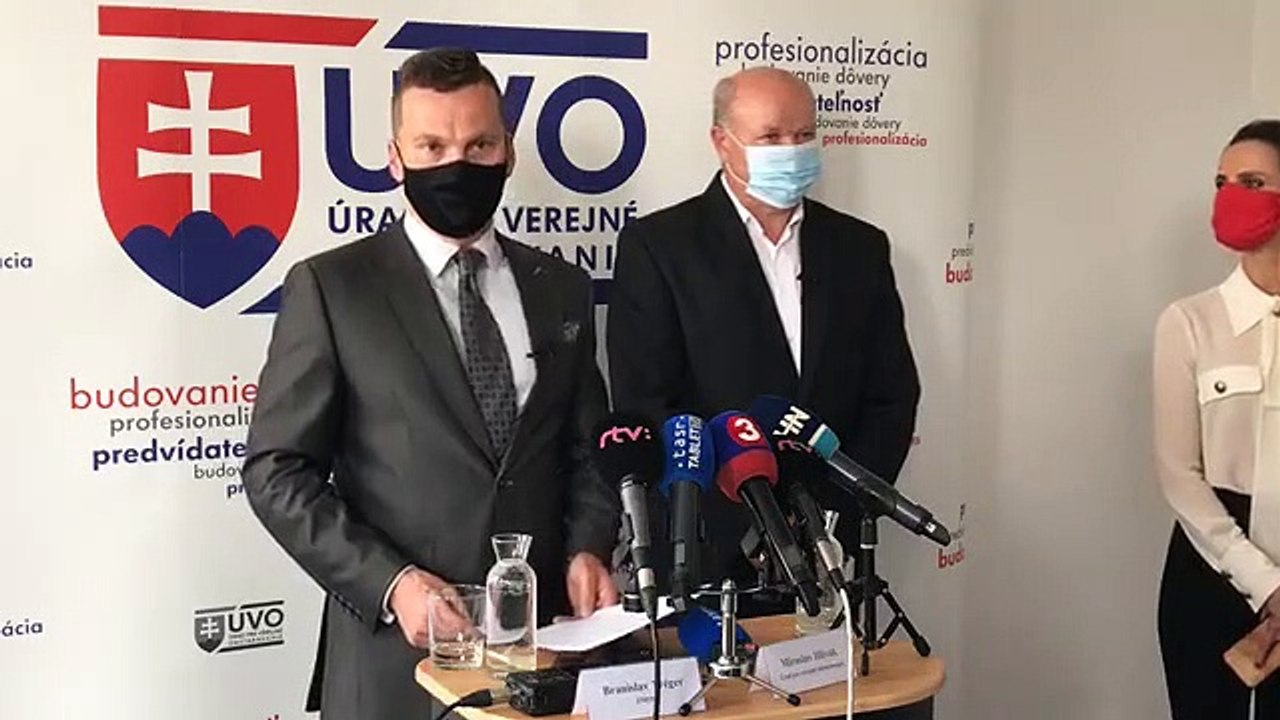 ZÁZNAM: Brífing predsedu ÚVO Miroslava Hliváka