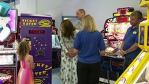 Prince William and Kate win at amusement arcade