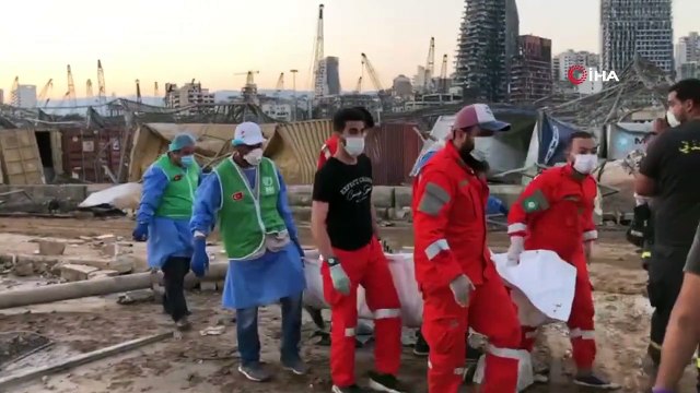 - Türk ekipleri Beyrut'ta yardım çalışmalarına başladı