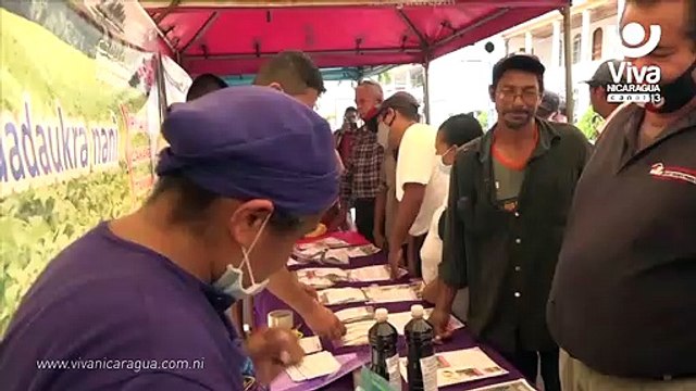 Productores y pobladores de Bluefields participan en la feria del arroz