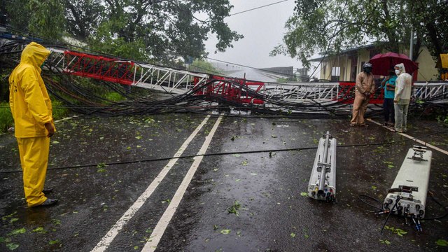 Intense rainfall batters Mumbai, IMD predicts more rain
