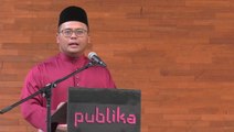From PM to joker, says S’gor MB on ‘Bossku’ Najib