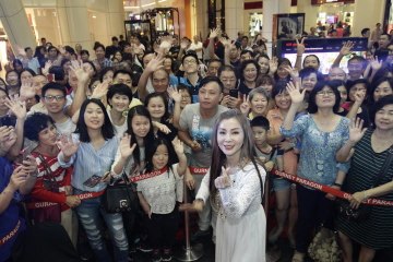 Taiwan’s ‘Auntie Chen’ meets fans at dimsum roadshow