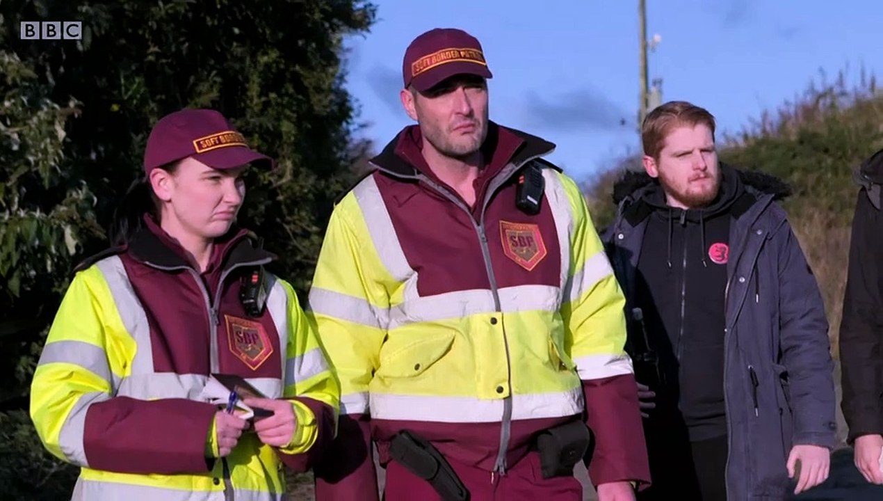 Soft Border Patrol S03E02 The Finer Details