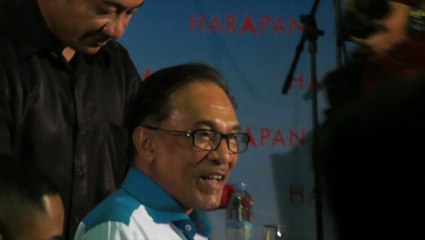 Mahathir-Anwar Mega Ceramah kicks off in PD